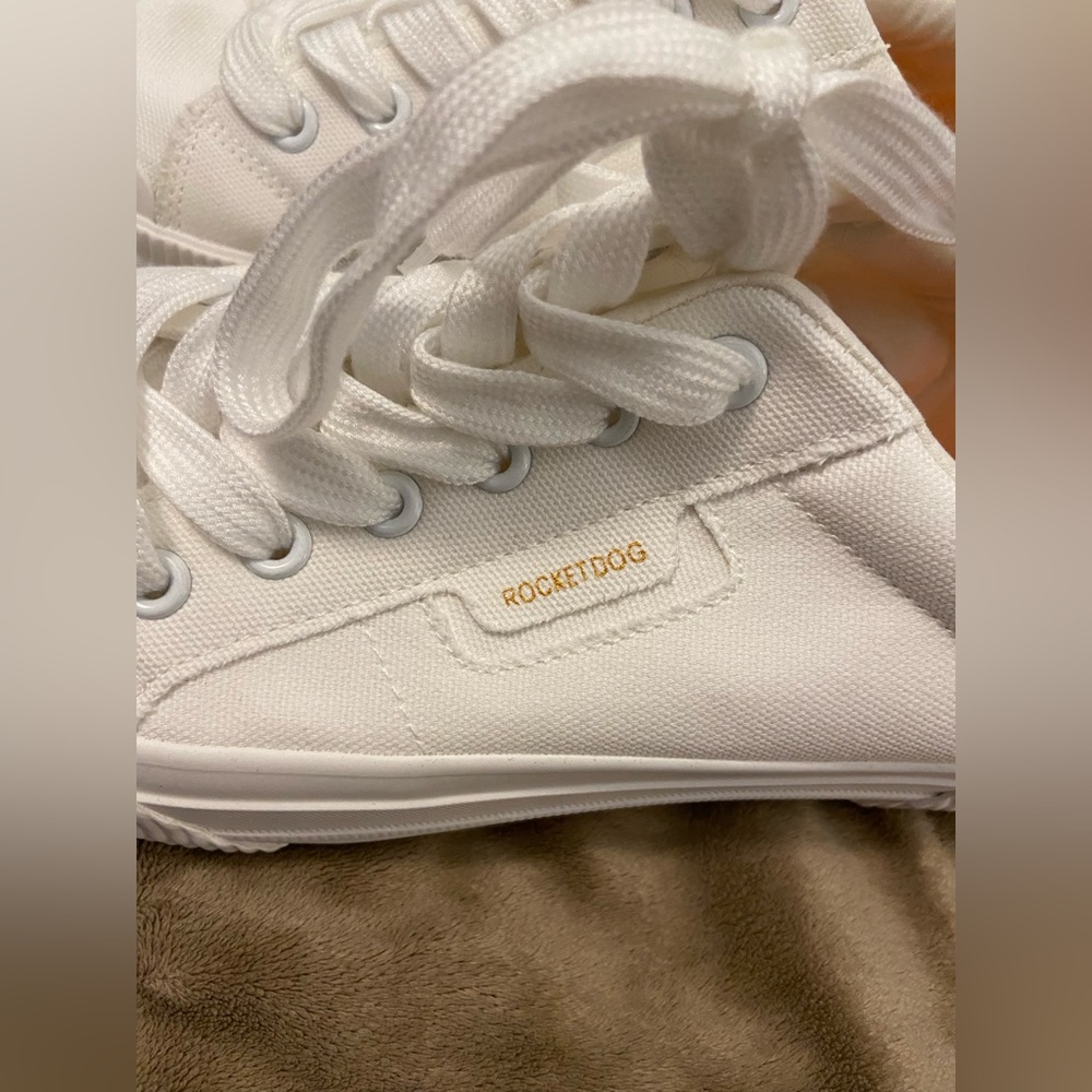 Rocket dog white sneakers size 10